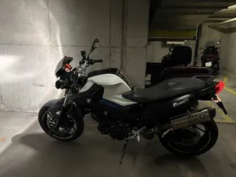 moto bmw f800r 2012 (sortie de service 900chf)
