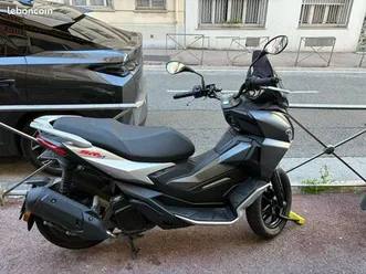 aprilia sr gt 125 abs 2023