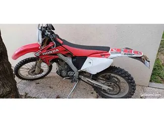 crf 250 homologué