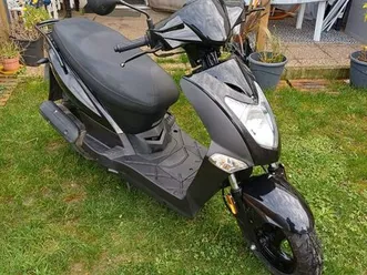 scooteur kymco