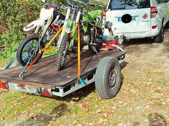 vend 2 moto dirt a reviser