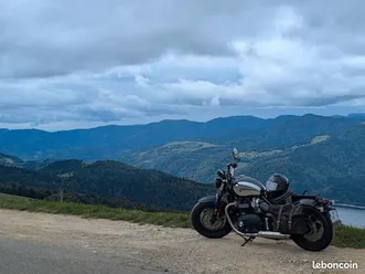 triumph bonneville bobber - chrome