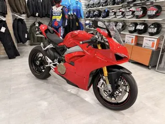 ducati panigale v4 s 2018 1103 cm3 | moto sportive | 7 736 km | rouge | 77100 meaux