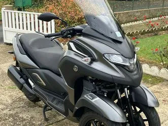 scooter yamaha tricity 300