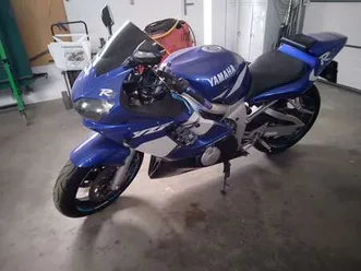 yamaha yzf-r6 blau
