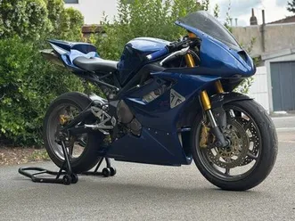 triumph daytona 675 piste