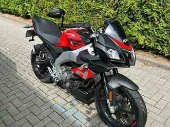 aprilia tuono