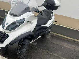 piaggio mp3 400 ie se conduit avec permis b