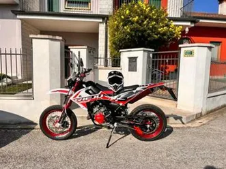 moto 50 cc rieju mod. mrt 2 c 3.800,00