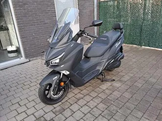 ② sym joymax z+ 125 cc