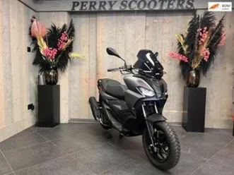aprilia scooter sr gt 200 euro5+ 2025 | 4 jaar fabrieksgaran — motoren | aprilia — marktplaats