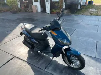 aprilla sportcity one 50cc met gereviseerde motor — scooters | aprilia — marktplaats