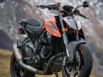 ktm 1290 superduke r v2