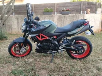aprilia shiver 900