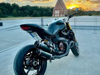 ducati monster 1200s