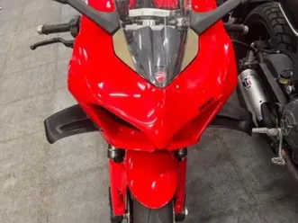 ducati - panigale v4