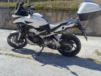 honda vfr crossrunner →