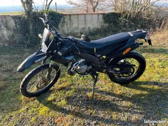derbi gpr 50 racing 2t – 2011 – 23 000 km – noire – 1350