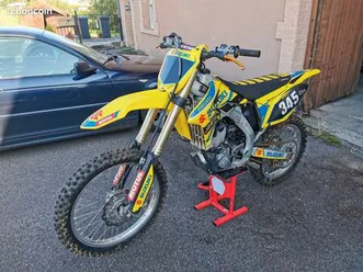 suzuki rmz 250 (2016)