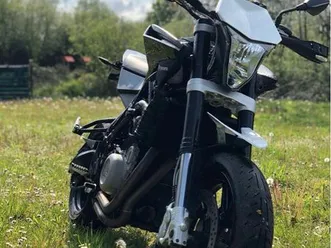 nuda 900 husqvarna