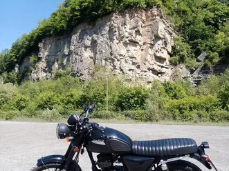 ② bullit hunt 125 cc