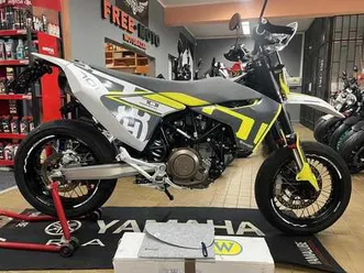 husqvarna 701 supermoto arrow