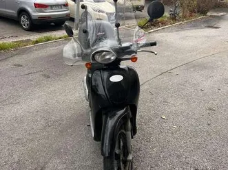 aprilia scarabeo nero