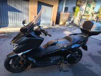 yamaha tmax 530 sx nero