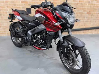 bajaj dominar 160