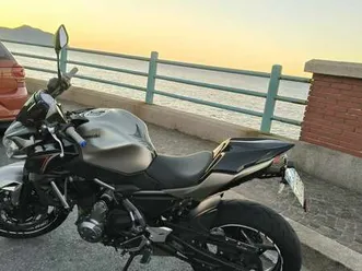 kawasaki z 650 argento