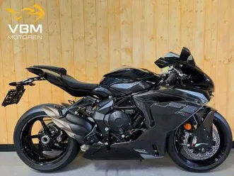 mv agusta f3 800 rr zwart