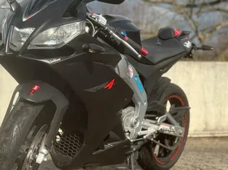 aprilia rs4