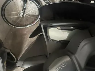 aprilia sxr 50 e5 roller - nur 40 km gefahren