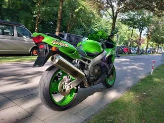 kawasaki ninja zx-9r – frischer tüv & neue reifen
