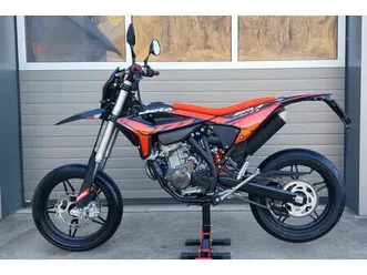 wintertauglicher beta rr motard 4t 125 ccm_______moto enzian