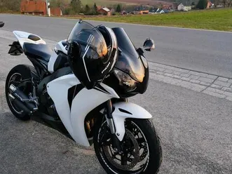 honda cbr 1000rr sc59