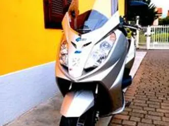 peugeot satelis 250 - 2009