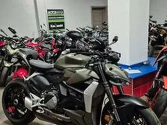 ducati streetfighter v2 - 2022 km 2000 uniprò nuov