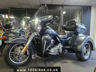 2015 harley-davidson flhtcutg triglide trike 19,000 mile's
