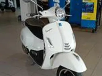 piaggio vespa 300 gts super - 2022