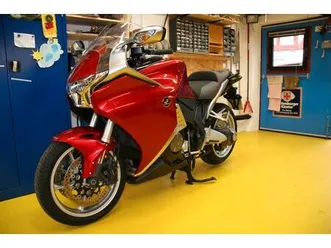 honda vfr1200f in einem super zustand