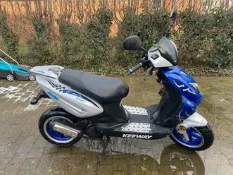 ② keeway f-act a klasse met papieren