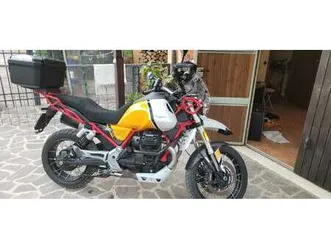 moto guzzi v 85 tt giallo