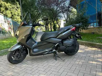 yamaha x-max 400 abs nero