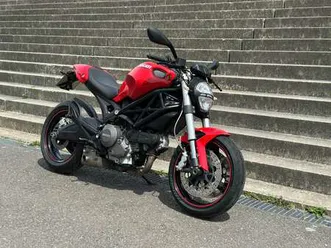 ducati monster 696