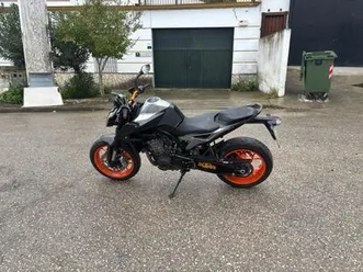 ktm - duke 790