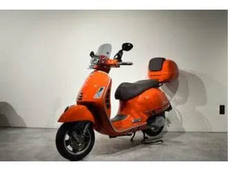 vespa gts 300 hpe arancio | 2022 | 2500km — scooters | vespa — marktplaats