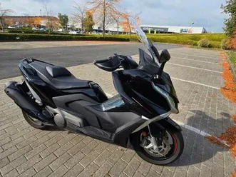② kymco ak 550 premium 2023 7800km