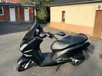 ② peugeot citystar 125 cc