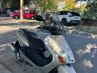 yamaha majesty 125 →